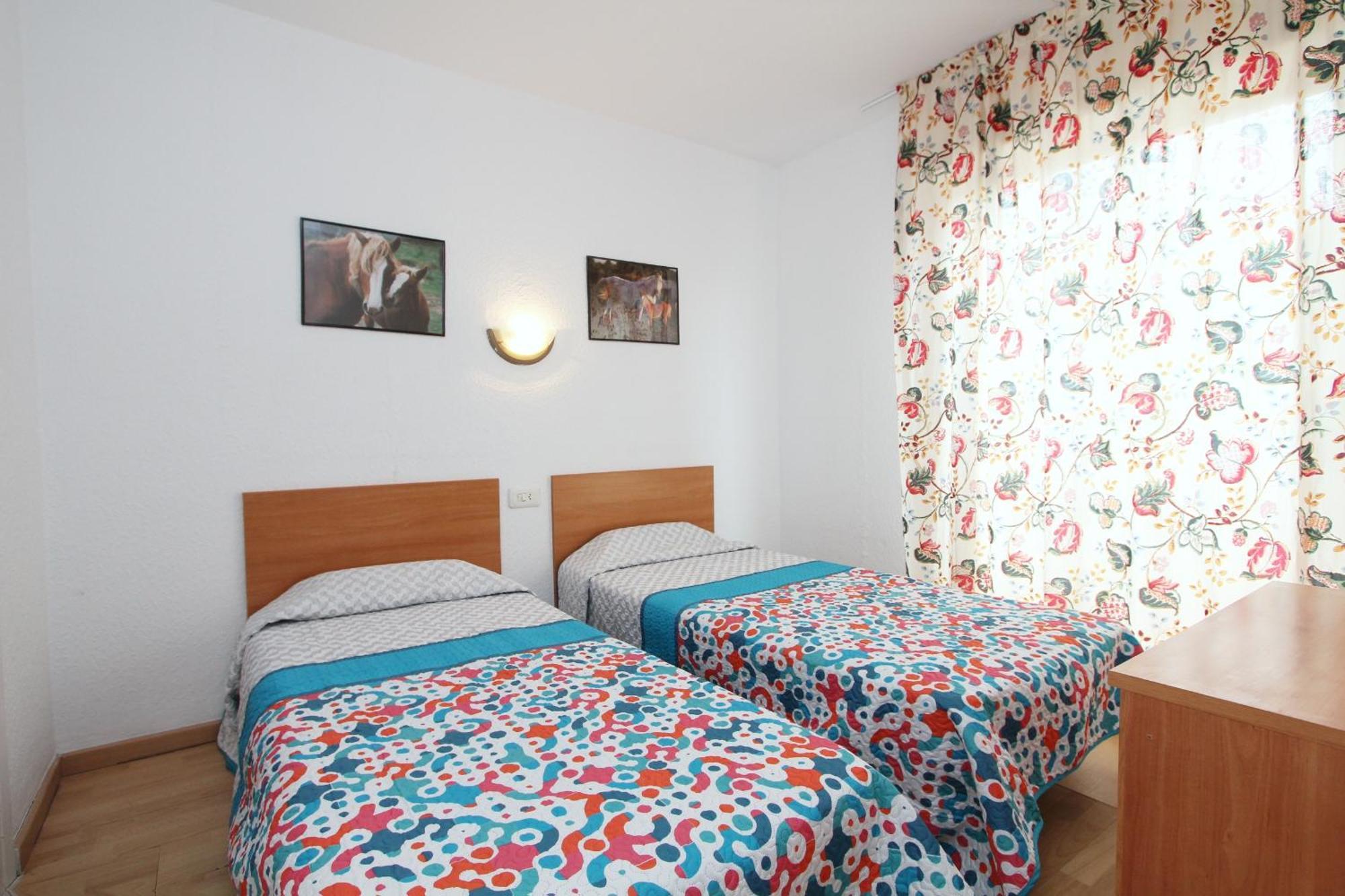 Apartaments Nàutic Lloret de Mar Quarto foto